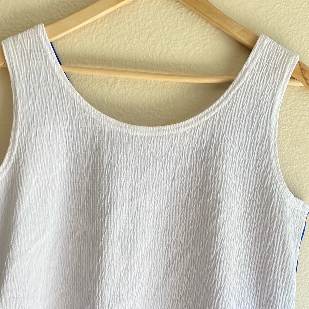 Size S Reversible Tank Top - Picture 4 of 7